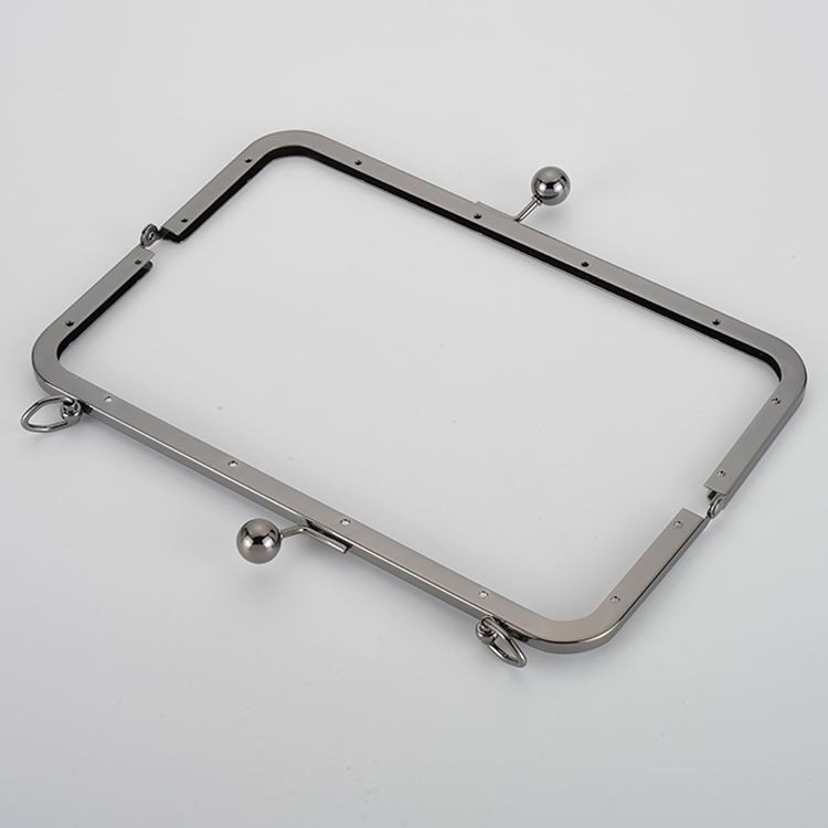 Over de voordelen van galvaniseren en olieafdichting van accessoires voor bag...