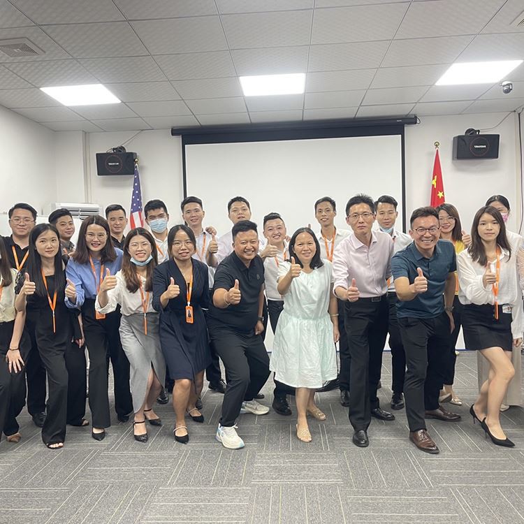 Het bedrijf heeft een teambuildingtraining gegeven